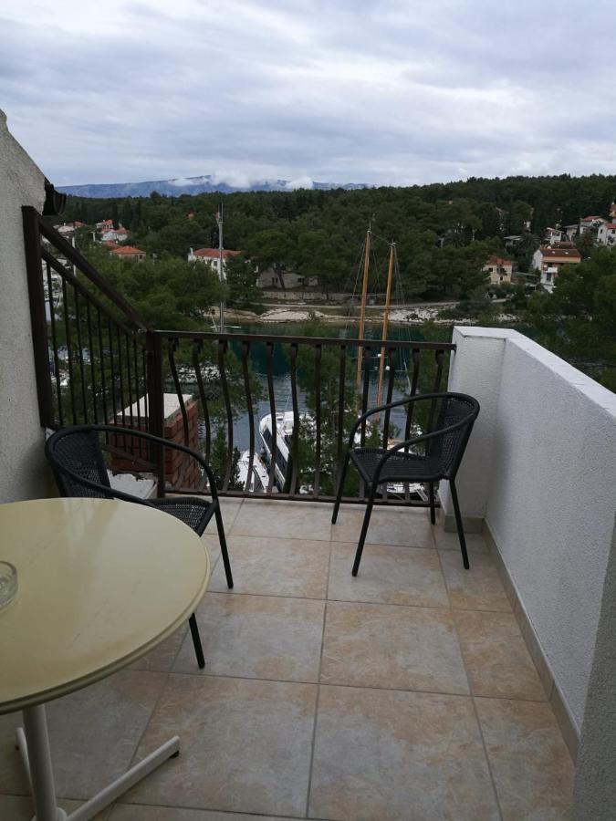 Ivanka Apartments Vrboska Eksteriør billede