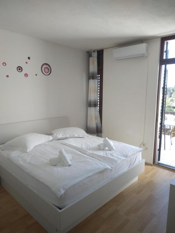 Ivanka Apartments Vrboska Værelse billede