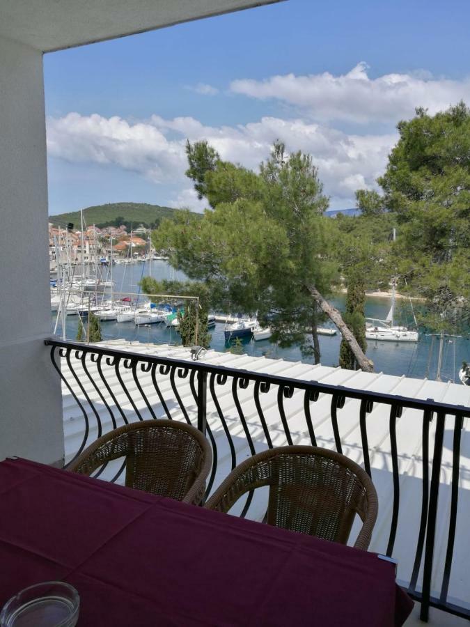 Ivanka Apartments Vrboska Eksteriør billede